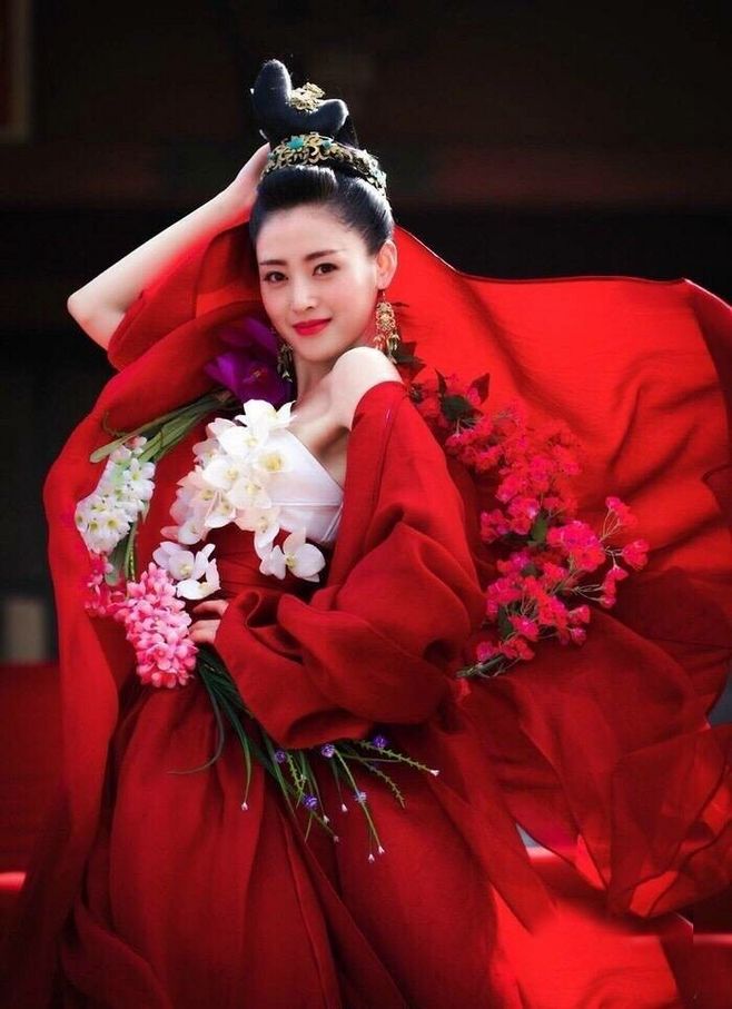 北方多出女汉子？这9位东北籍女星，个个柔情似水，性格却不娇气