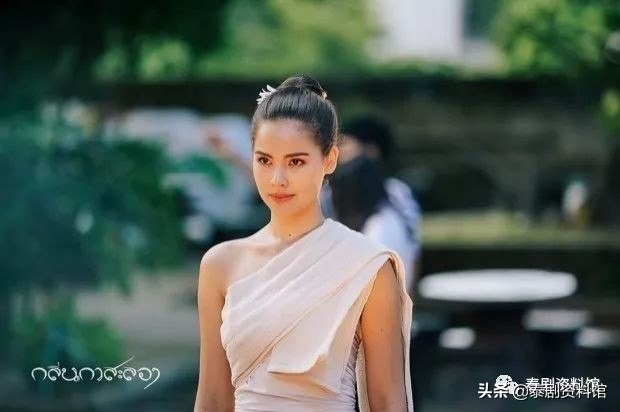 “泰国娱乐”泰国网友热议的“堪萨瓦花香”穿法场景