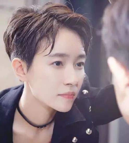 盘点那些演反串帅得犯规的女演员，有一位竟然没让人看出来