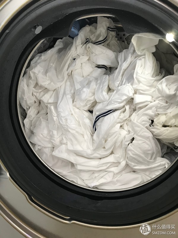 洗衣机：有容乃大 四千元10kg哪家强？松下、LG、三星对比横评