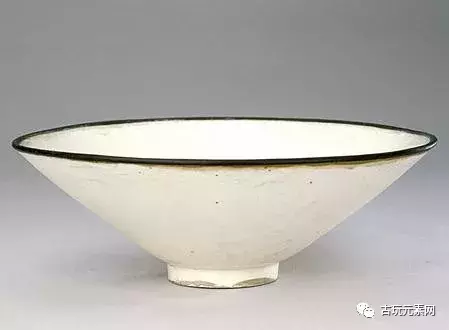 明代对宋代瓷器的追求与模仿