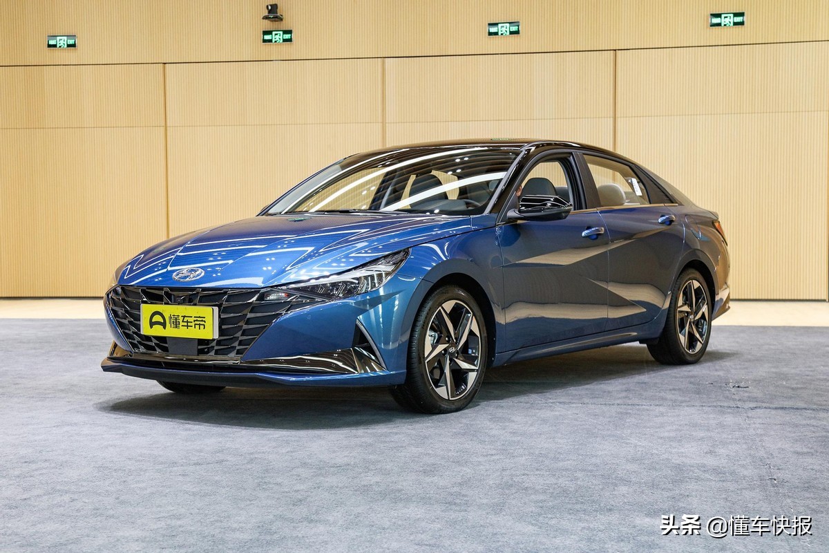 伊兰特油耗表现突出，百公里油耗低至5.3L，经济性备受用户青睐