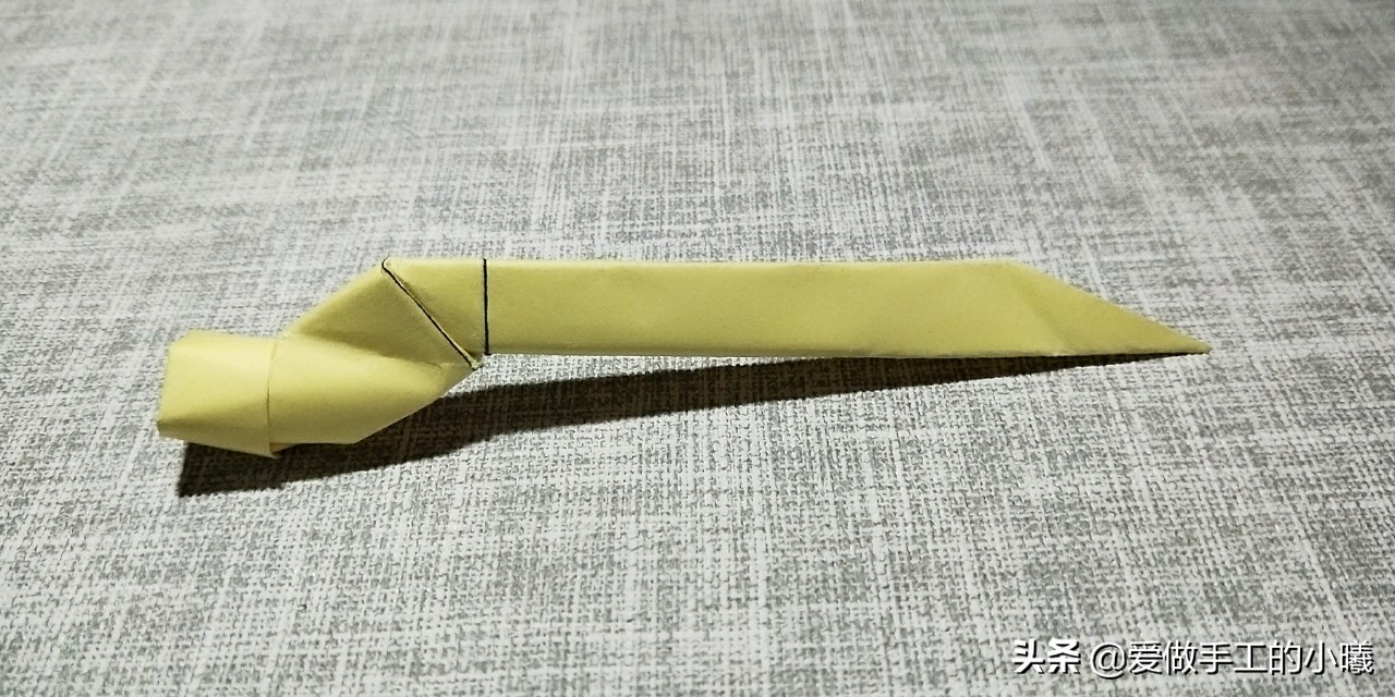 折纸教程：教你折很酷的金刚狼手指套
