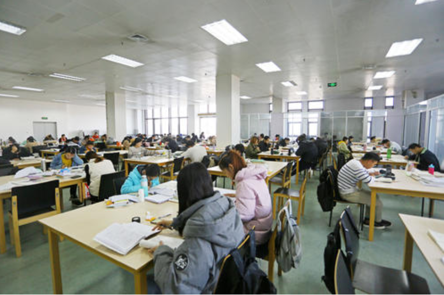 考研党留意，“目标院校”要小心隐藏，对身边的同学舍友也别透露