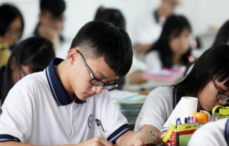 曾经八省联考第一名，如今高考吊车尾，江苏到底怎么了？