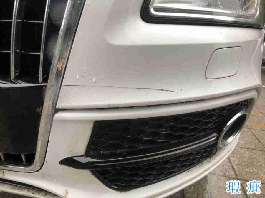 江苏省南京市拍卖成功一辆白色奥迪Q5越野车，成交价285,832元