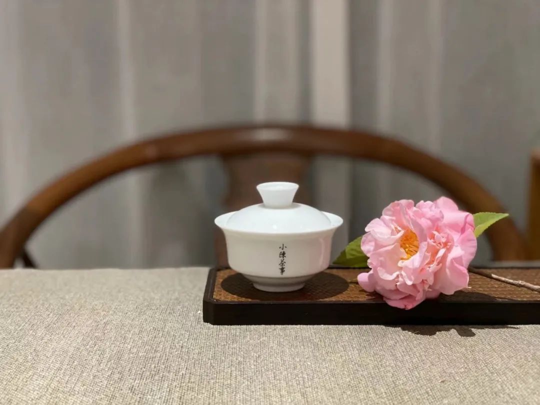 10000元一斤的岩茶，有苦涩味吗？4段经典故事，看懂苦涩味