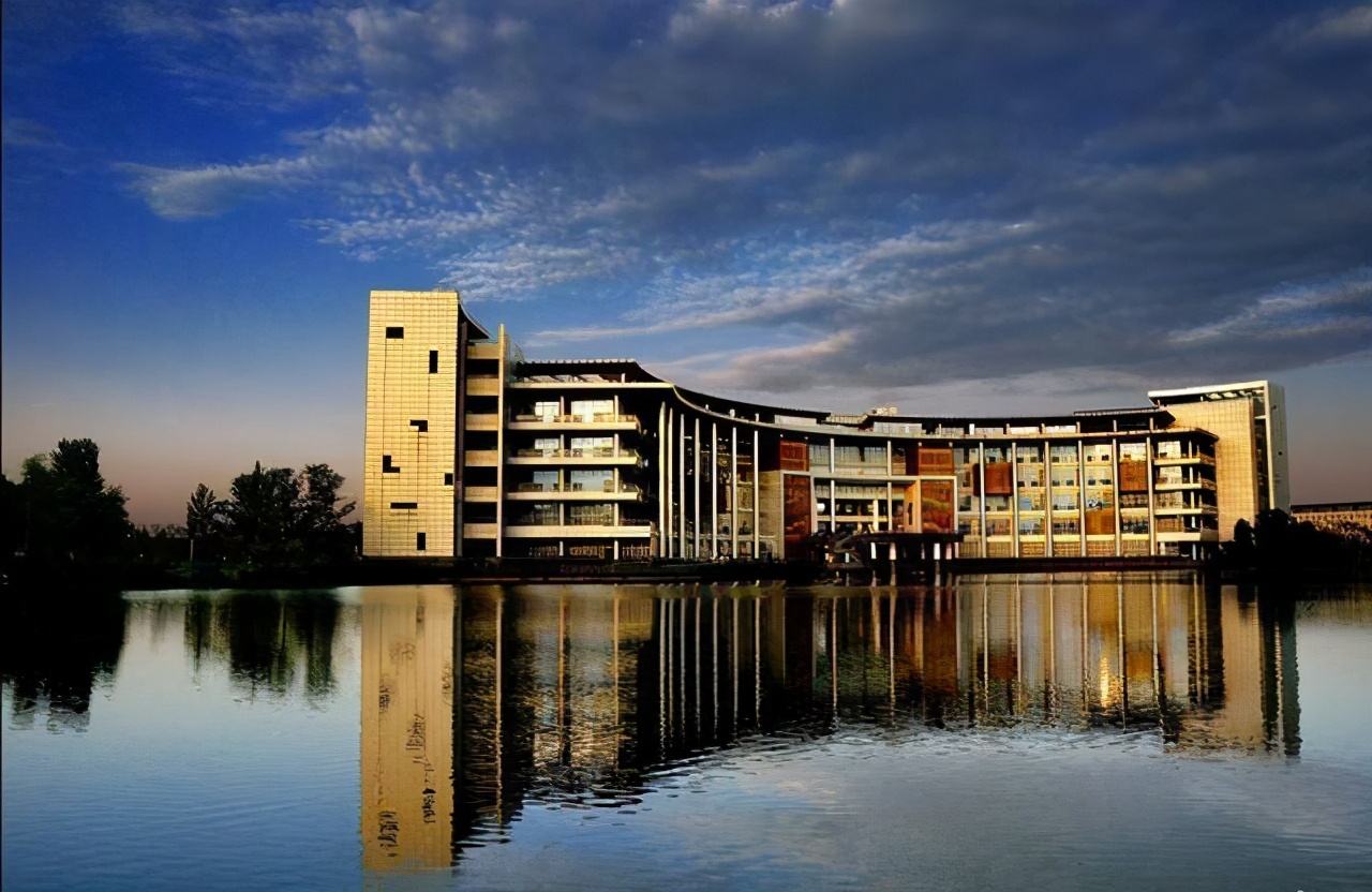 2022年四川省大学排名最新出炉：四川大学继续领跑，全国排名19