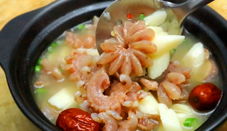 牛鞭汤的做法(手把手教你做饭店的牛鞭汤)