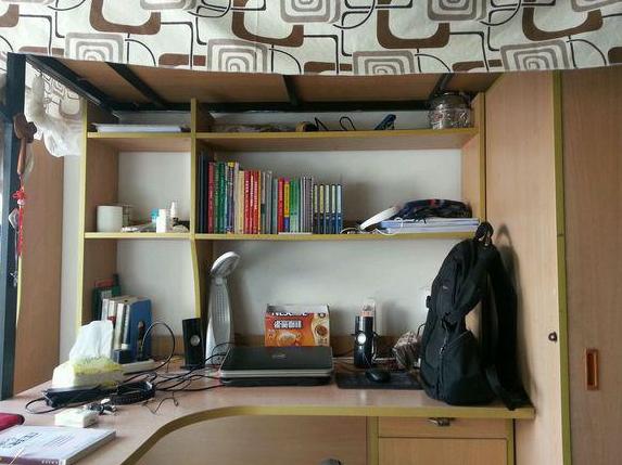 新生入学时，选择上铺还是下铺？过来人告诉你影响非常大