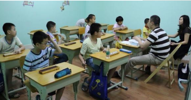 家长花10万补课费，学生高考成绩688分，为什么被人嘲笑？