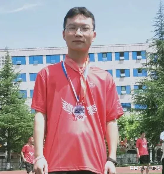 中考484分，高考667分！陕西安康中学马超的北大逆袭之路