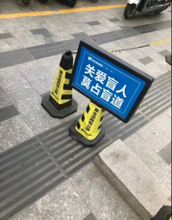 搞笑合集：屈原为什么非要在端午这一天投江呢？