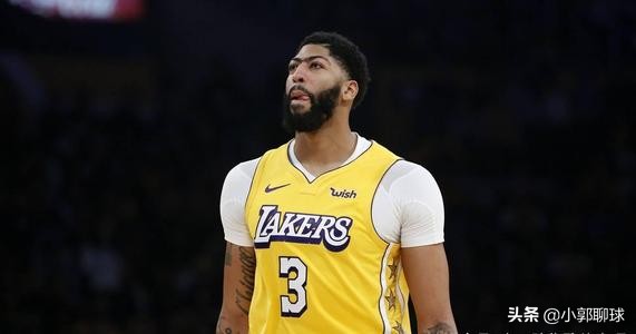 哪些nba球星是3号球衣(NBA3号球衣十大球员)