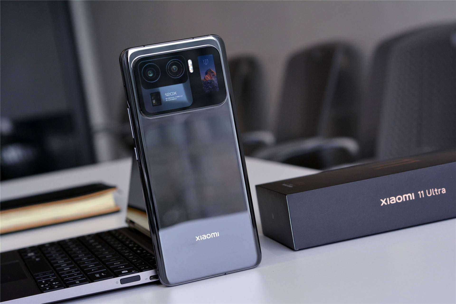 目前值得捡漏的4款老机型，价格由高至低，各有长处依然强势