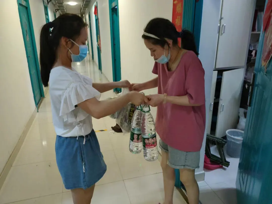 农大人的身影在前，我们“豫”难而上