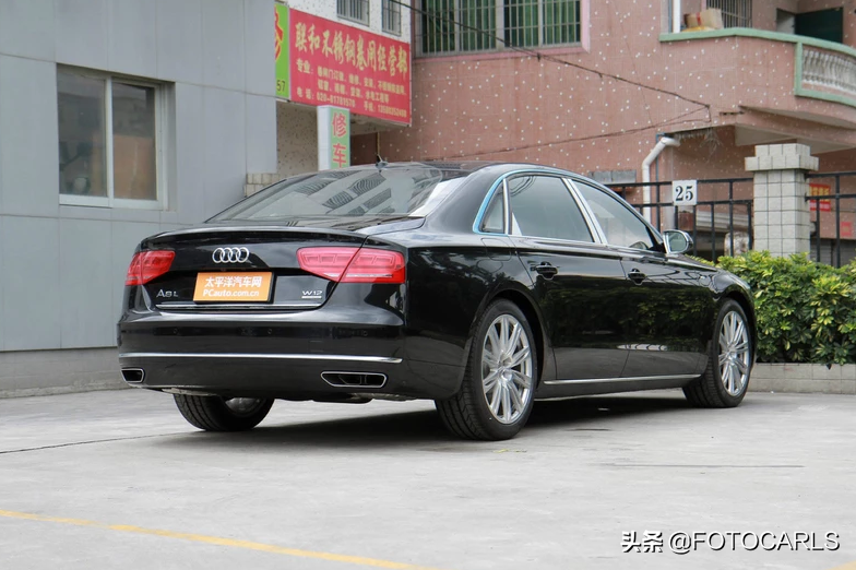 W12奥迪A8L 6.3实拍，很喜欢这个档杆，别在它面前提霸气
