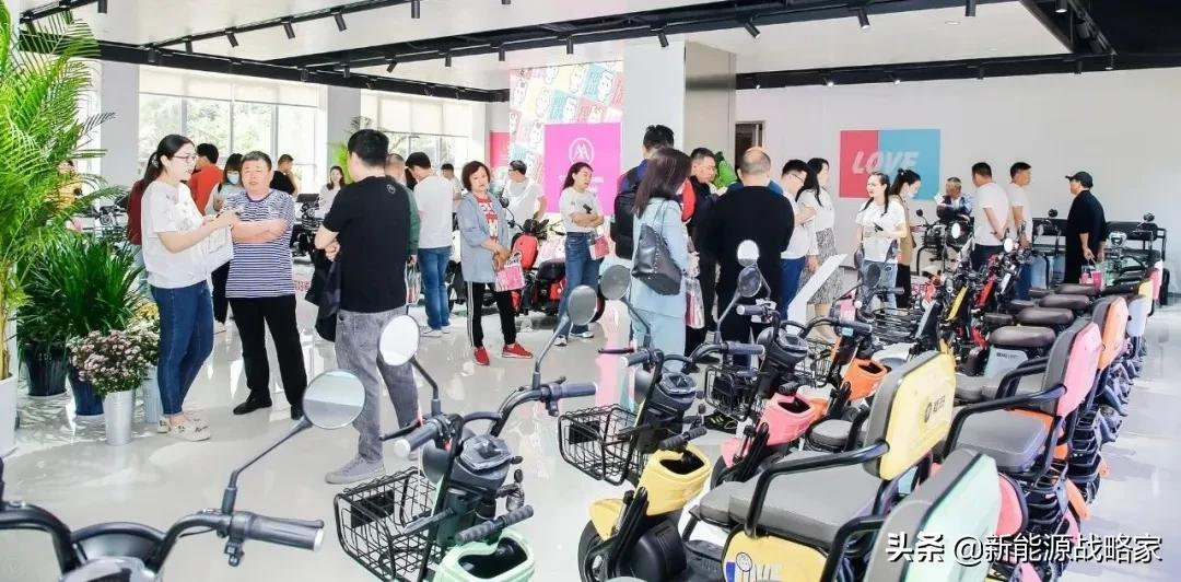 能上牌,接娃电动小三轮!雅迪、爱玛、金彭等十大品牌,有新动作