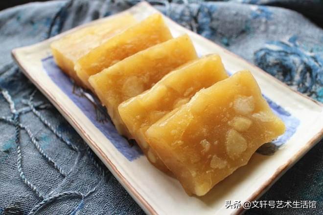桂林10大好玩景点和10大好吃特产。