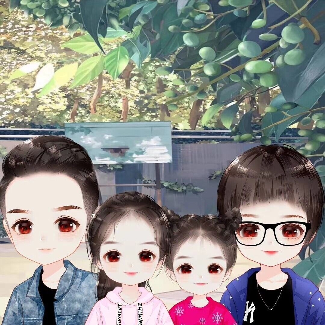 一张张全家福卡通头像 戴眼镜的爸爸妈妈 调皮萌娃姐弟俩