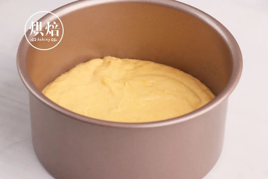 做了韩国一个蜜桔蛋糕 味道很好 口感有点硬 有做过的说一下经验哈
