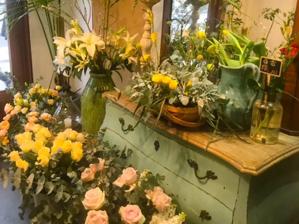 杭州这三家高颜值花园餐厅，你去过几家？