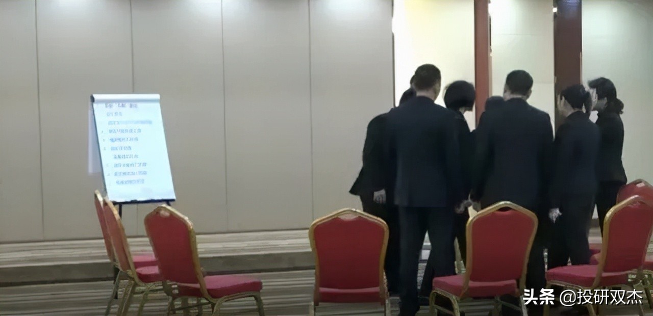 洗脑、发疯、猝死：恐怖“灵修课”背后的精神操纵术