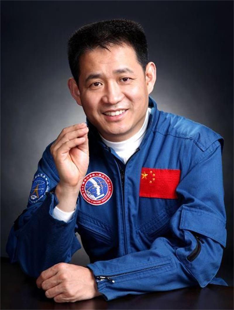 [转]                         8次载人飞船任务,聂海胜6次入选!