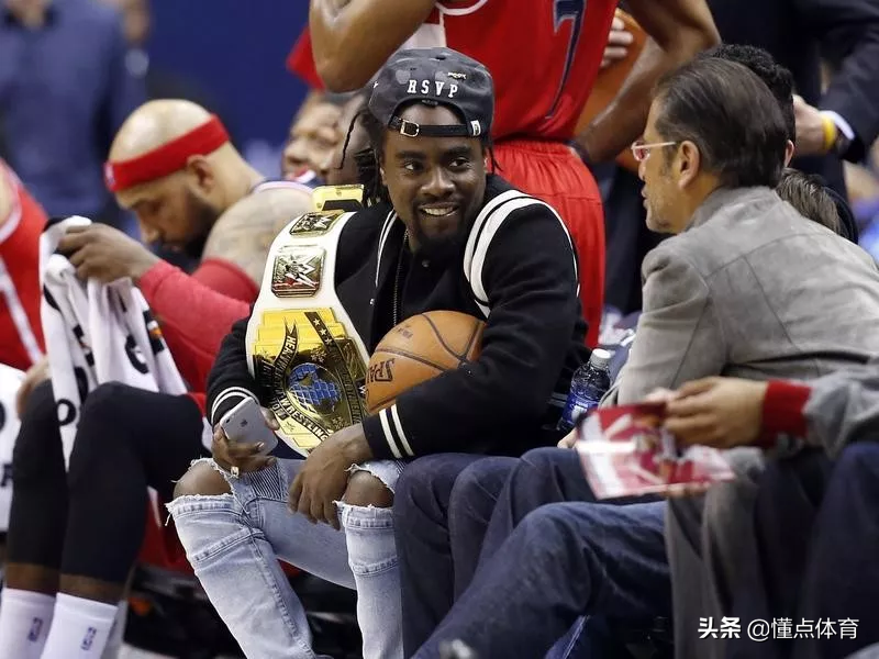 哪些nba巨星是科比的球迷(每支NBA球队最大牌的粉丝，从奥巴马到斯派克·李)