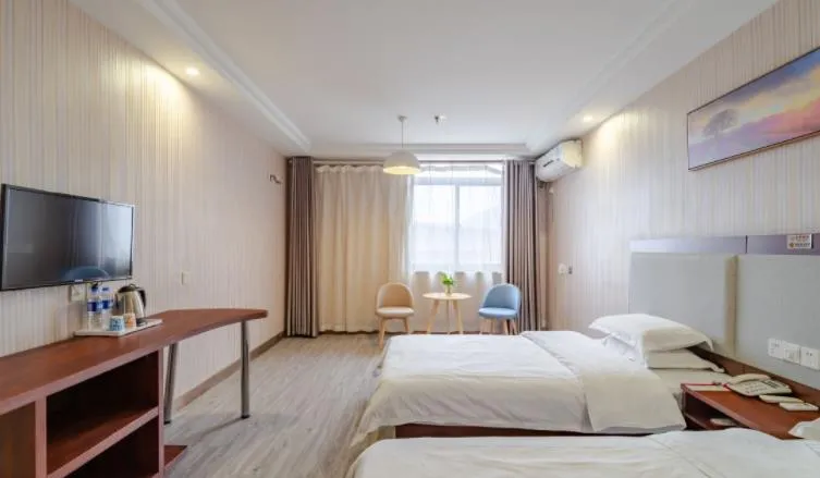 「合肥酒店」紧邻大蜀山，出行交通、爬山观景，通通拿捏