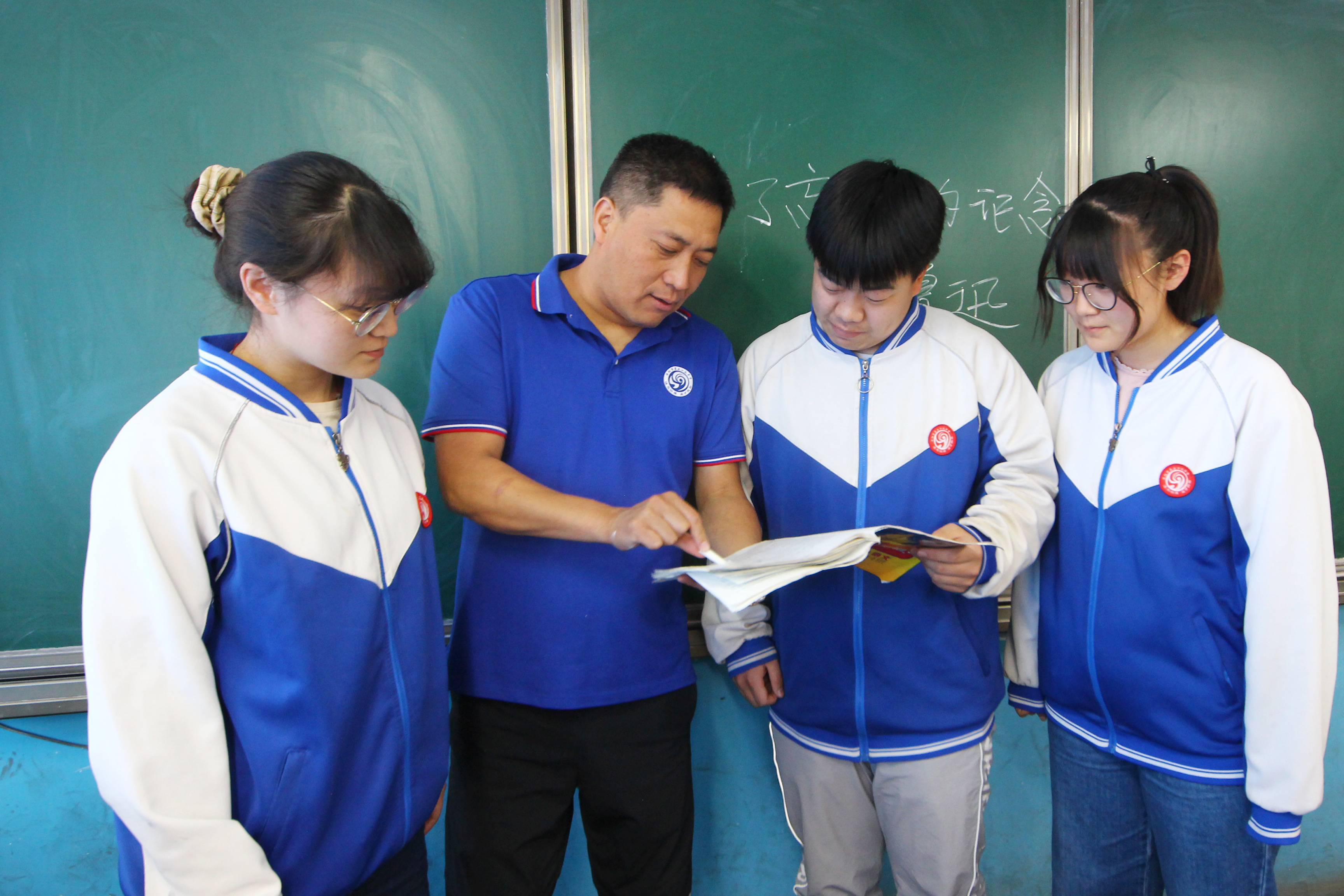 洛阳市五十九中：本色教育培养学生自主学习力“凤凰班”本科达线率连年100%