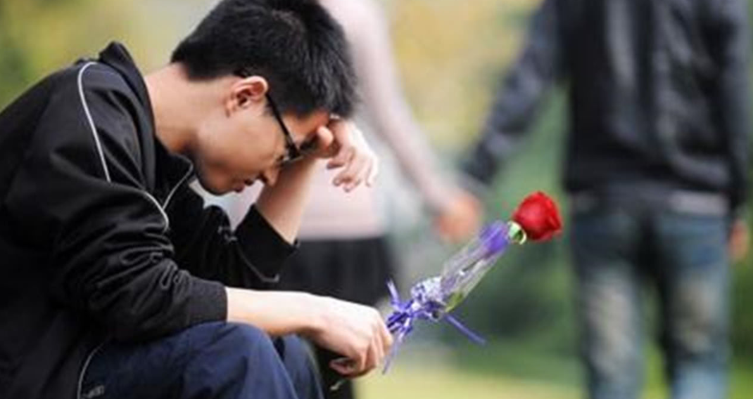 我国明明男多女少，可考上大学的女生更多，男生面临了怎样的困难