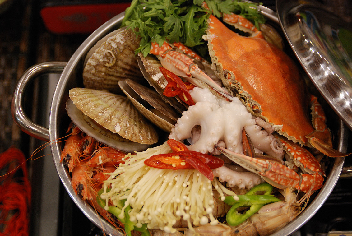 高考期间，饮食很重要，在外就餐牢记“4看3不吃”，以免吃坏肚子