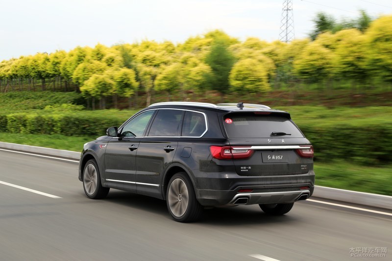 内外兼修的六缸增压SUV，实力究竟如何？试驾红旗HS7旗领版