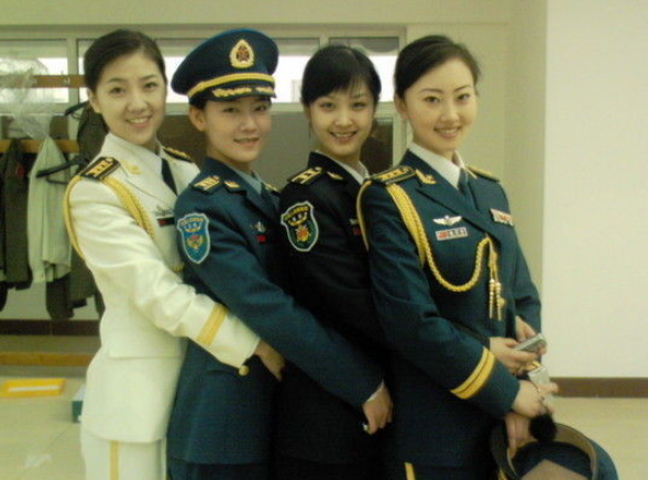 2021女兵报名即将开始，8种情况政审将不合格，大学生要注意