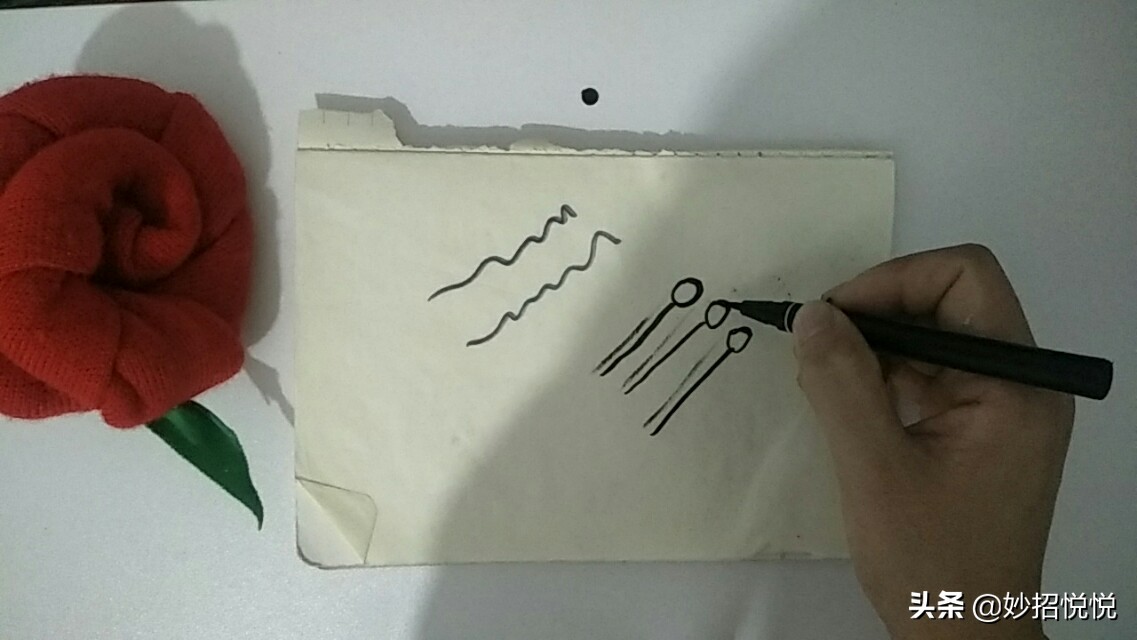 记号笔，马克笔，眼线笔，水彩笔写不出都不要着急扔，这招可复原