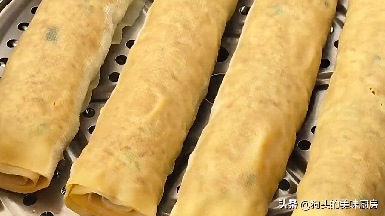 肉馅别包饺子了，试试这样卷一卷，层层都有肉，上桌就是硬菜