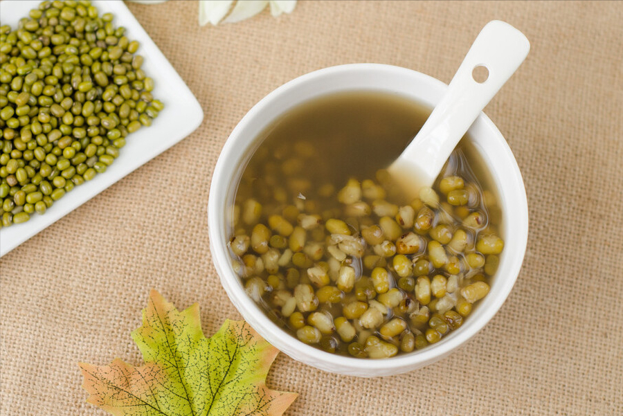 不管煮红豆还是绿豆，下锅之前记得多做1步，10分钟全煮烂