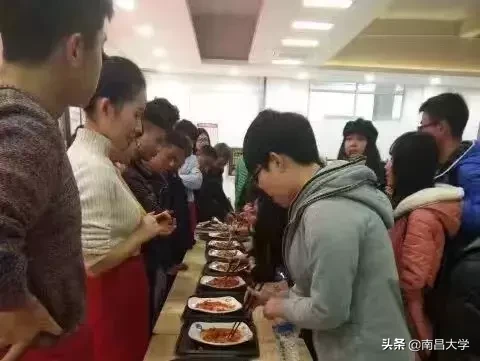 这么低调内敛，还是闪到了我的眼！
