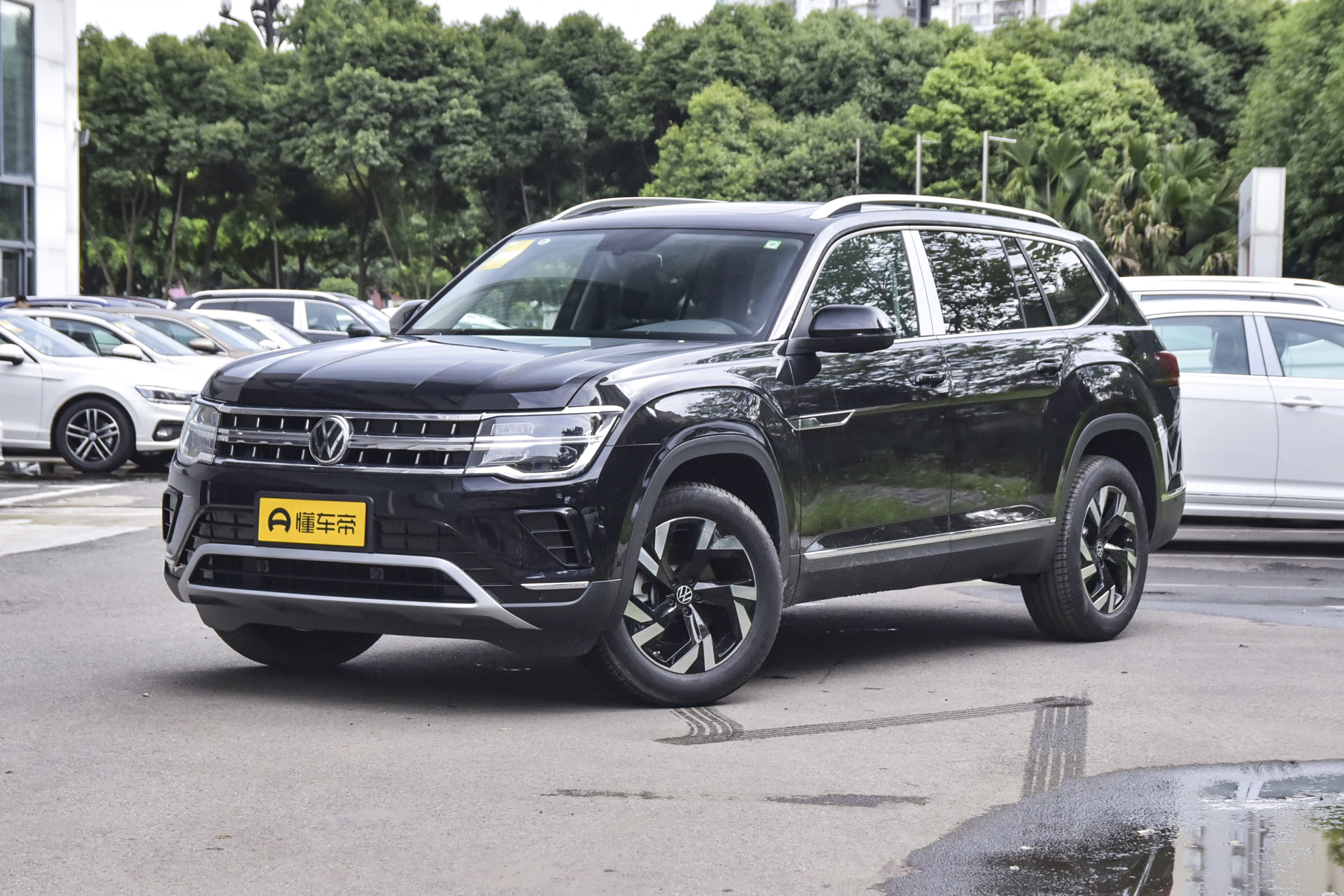 新车｜比汉兰达运动，搭载2.5升混合动力！皇冠-陆放正式下线
