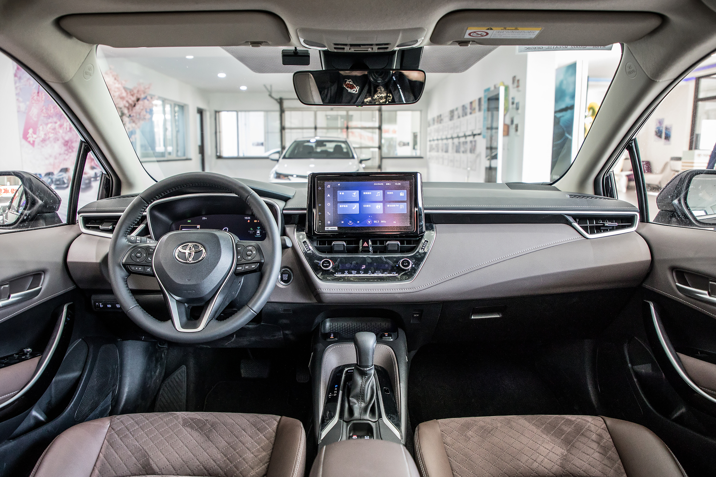 15万起 对标速腾!车机系统升级,一汽丰田新款亚洲狮上市