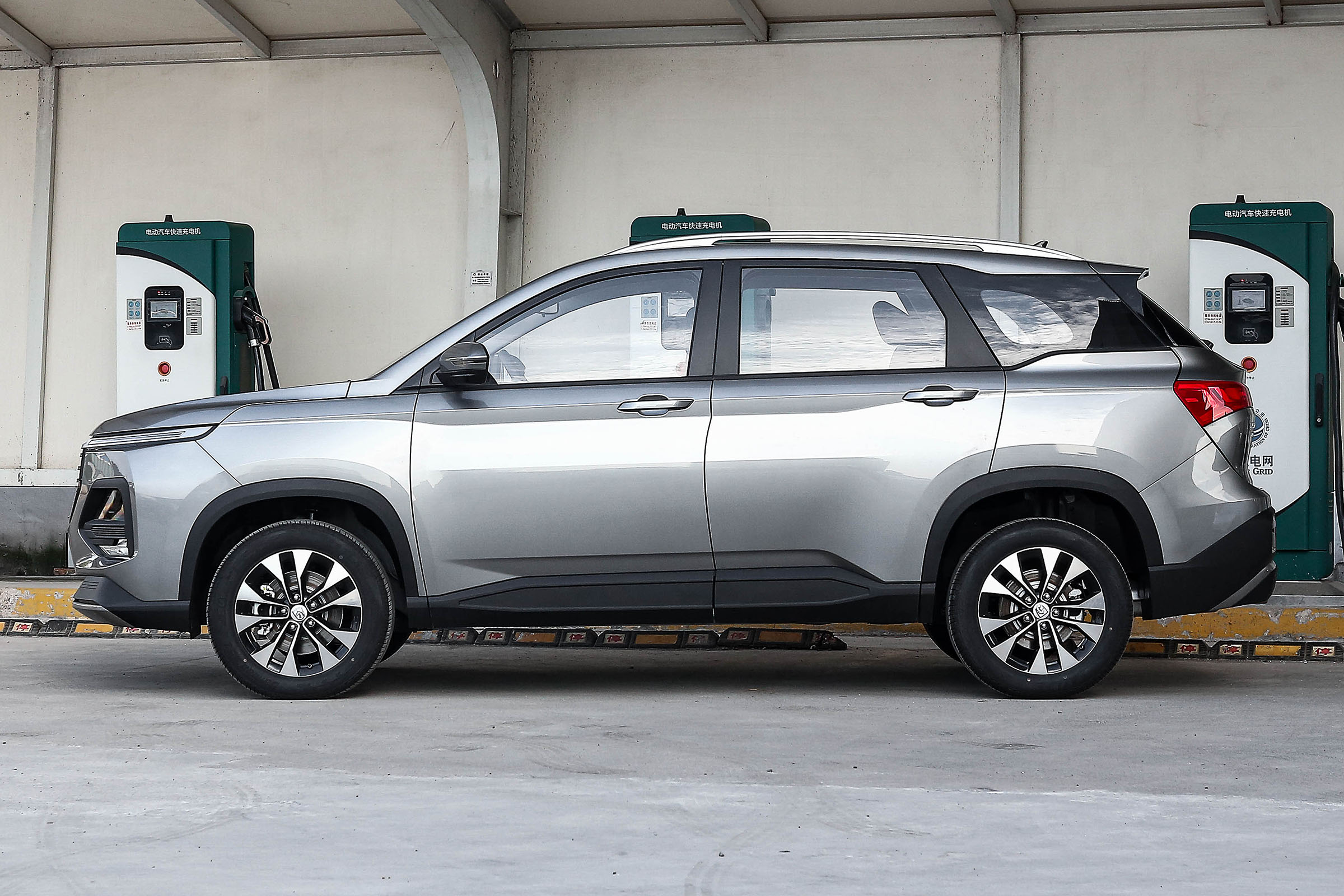 5座车型随处可见,6座suv却屈指可数,深度测评宝骏530六座版