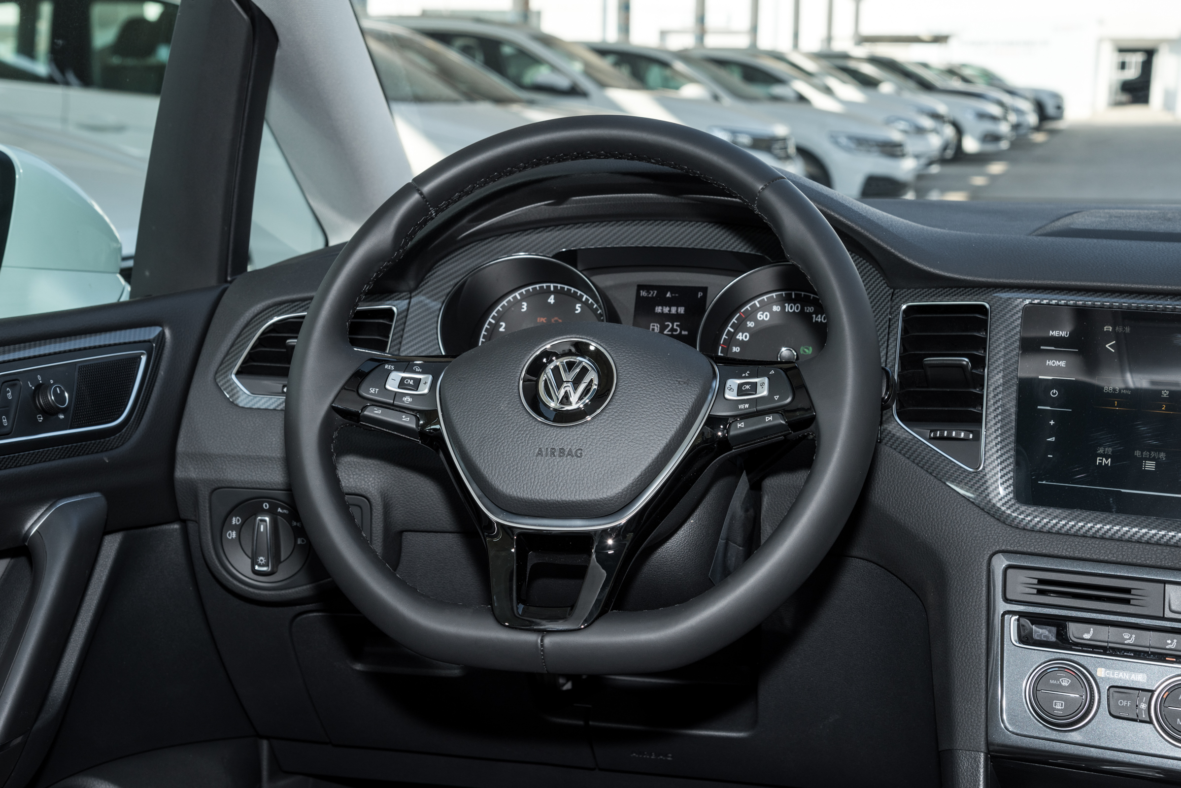 家用属性加强且带有运动属性,深度评测高尔夫·嘉旅