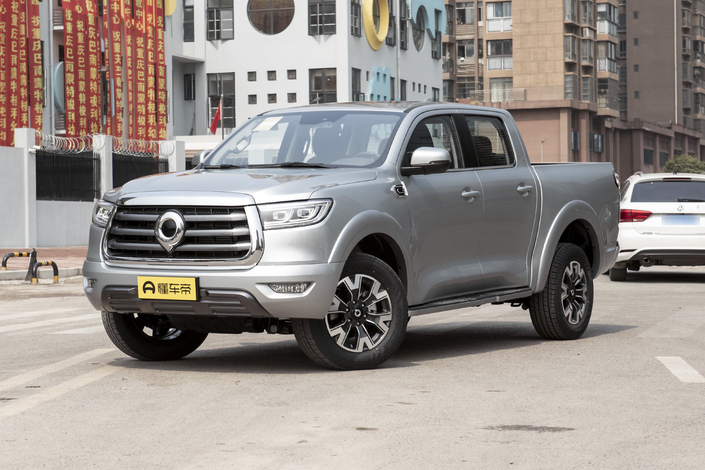 新车｜外观霸气，对标长城炮！2021款长安凯程F70预售9.68万元起