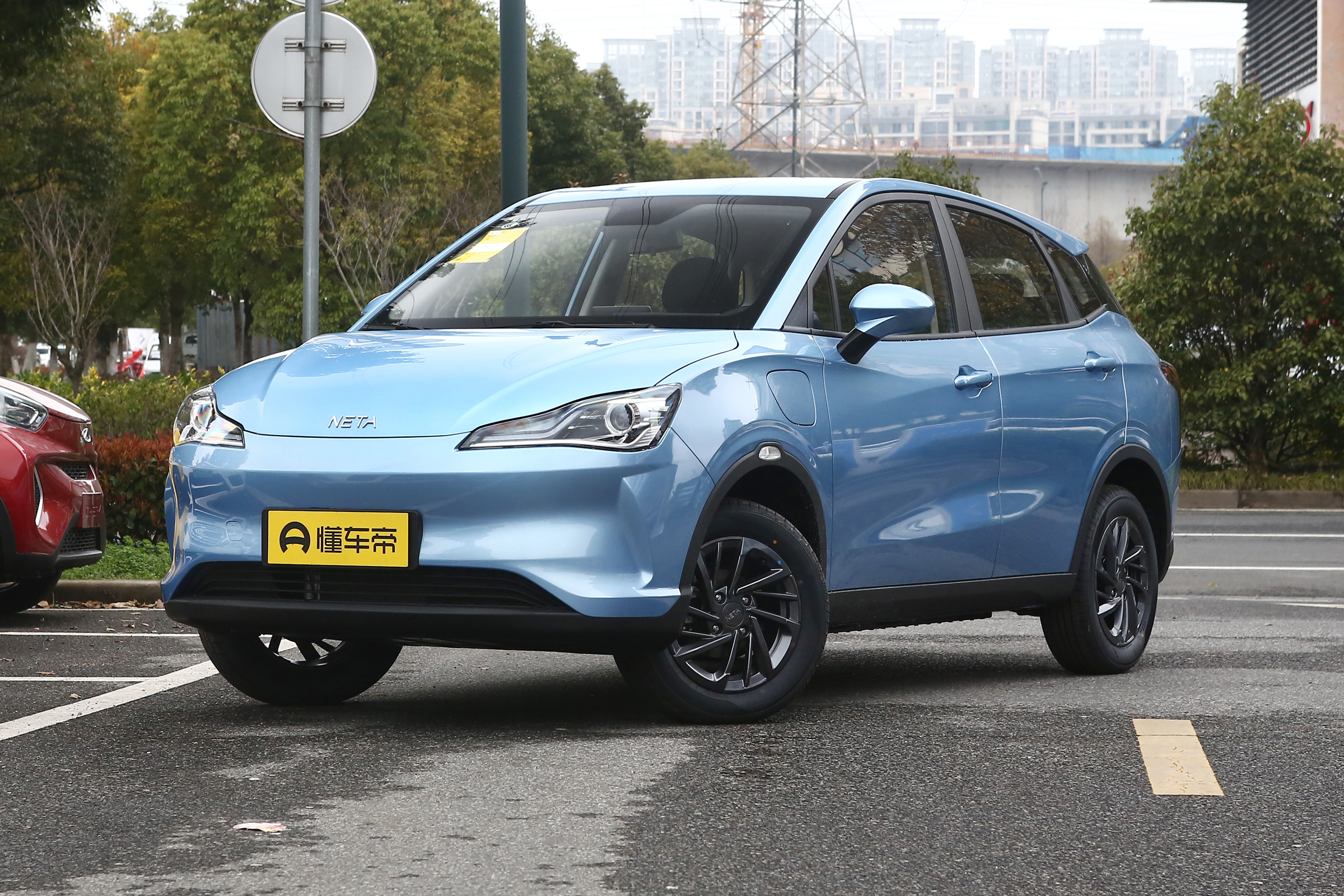 产品] 日前,我们从哪吒汽车官方获悉,旗下小型纯电动suv——哪吒v新增