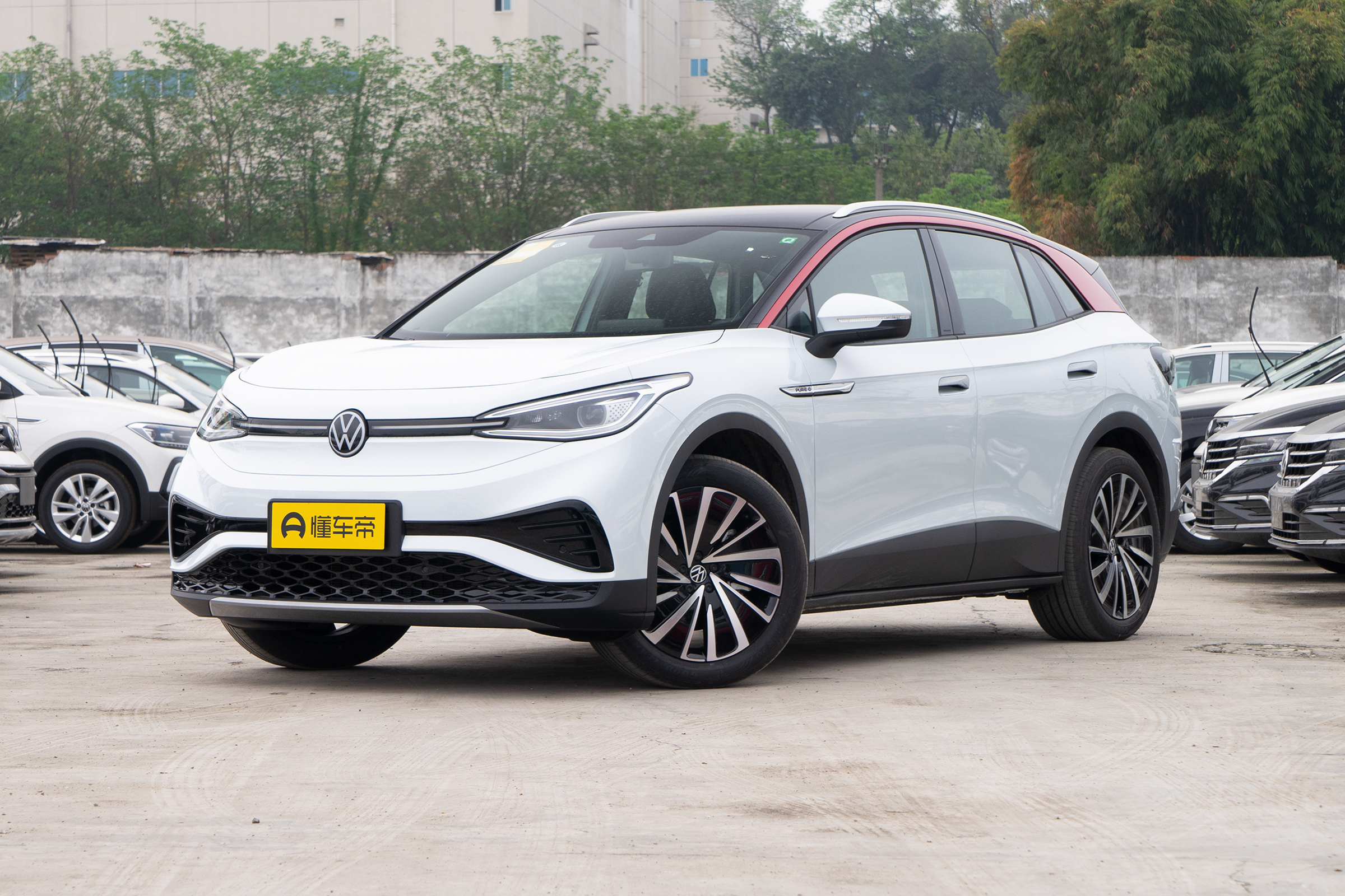 新车 </p><p>　　 售15.9888万元起，上汽大众ID.3上市，NEDC续航里程430公里