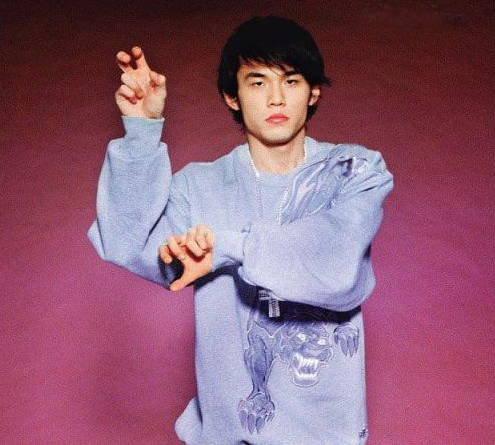 周杰伦成全村希望？回顾他的4段恋情，便知什么是分手见人品