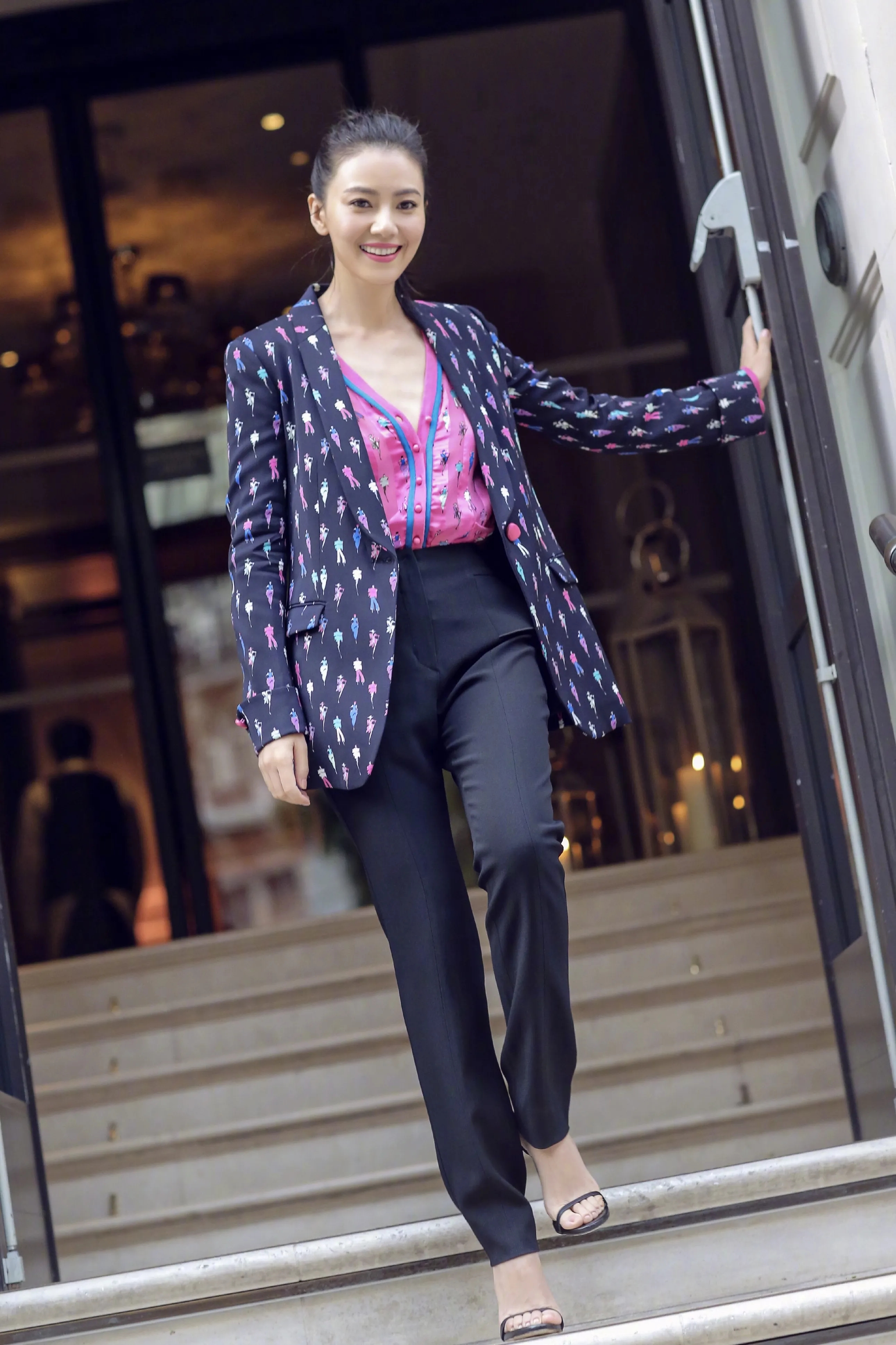 不愧是国民女神，高圆圆颜值依然在线