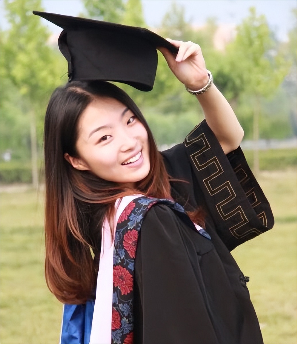 23岁当央视主播，2年后命丧男友刀下，她的人生太过悲剧