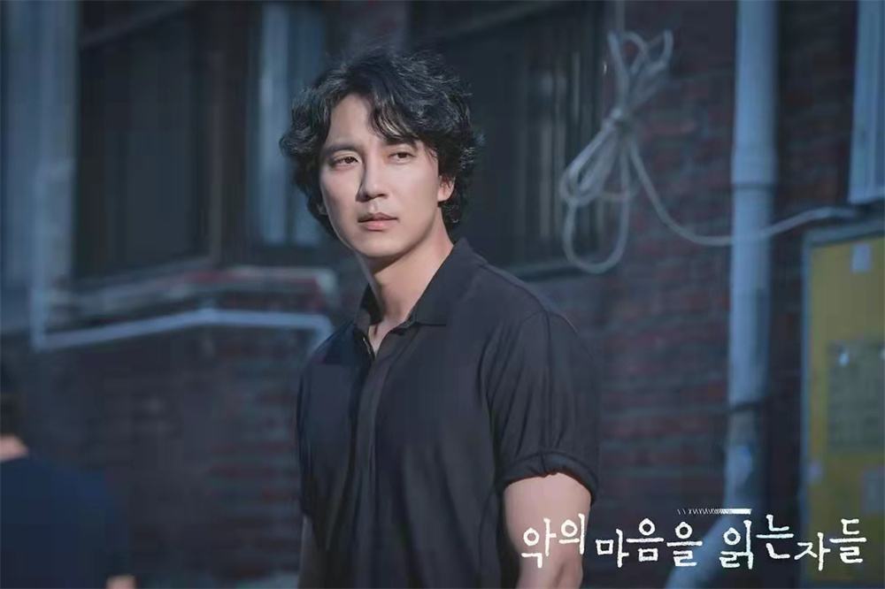 首部以犯罪侧写师为题材的剧，演技派金南佶演绎韩版《心灵猎手》